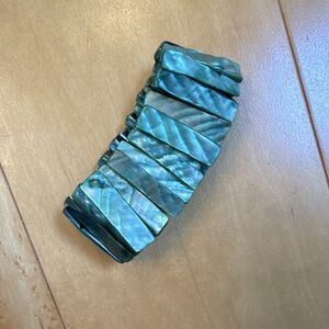 AQUA SHELL STRETCH BEADED BRACELET RECTANGLE LINKS NO CLASP